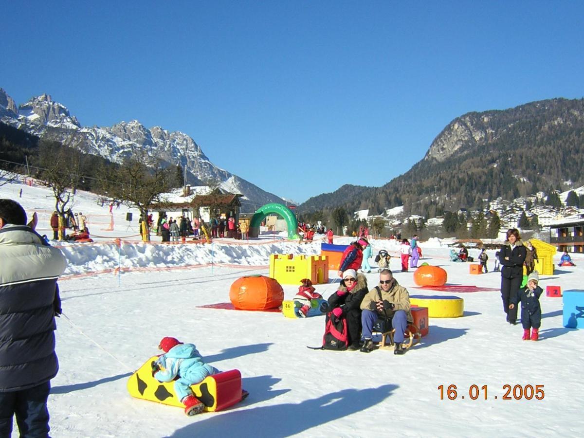 Hotel Davost Forni di Sopra Exteriör bild
