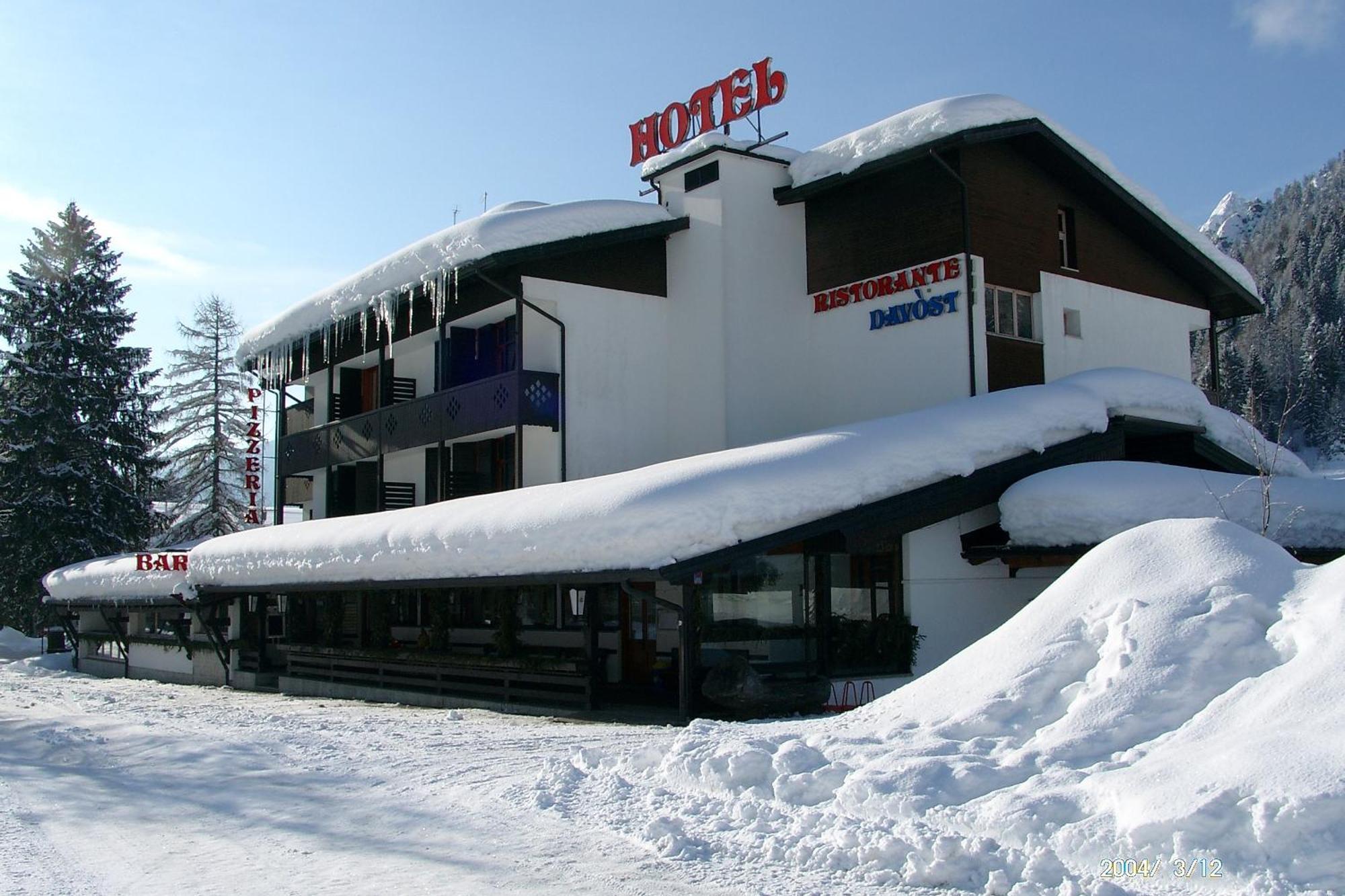 Hotel Davost Forni di Sopra Exteriör bild