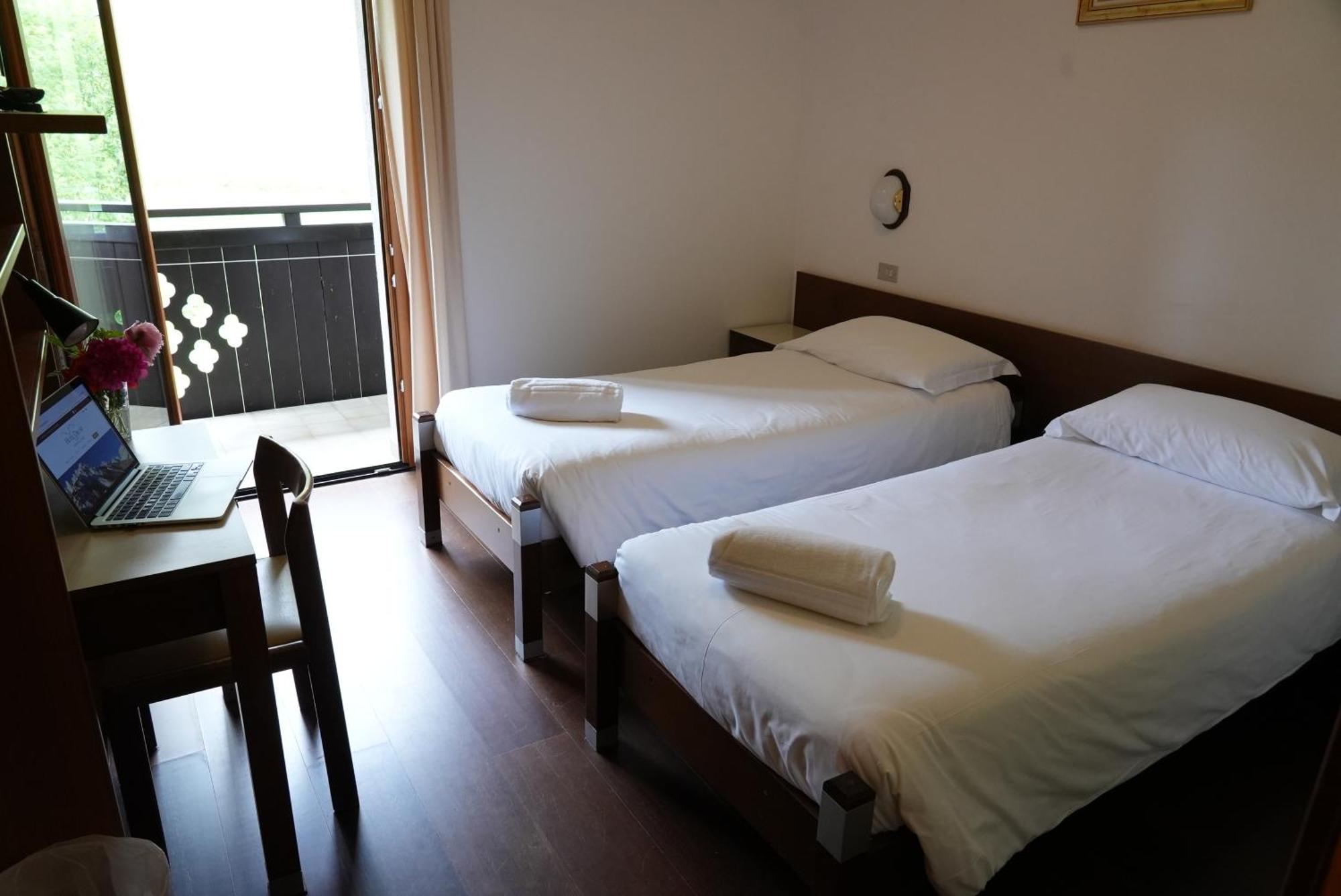 Hotel Davost Forni di Sopra Exteriör bild